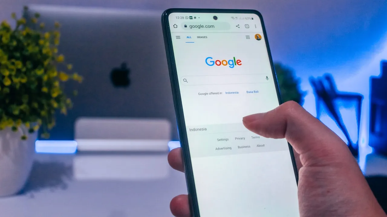 Google запустил AI Mode в Search Labs — диалоговый поиск в США